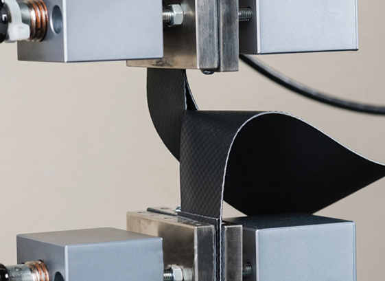 Tensile testing machine