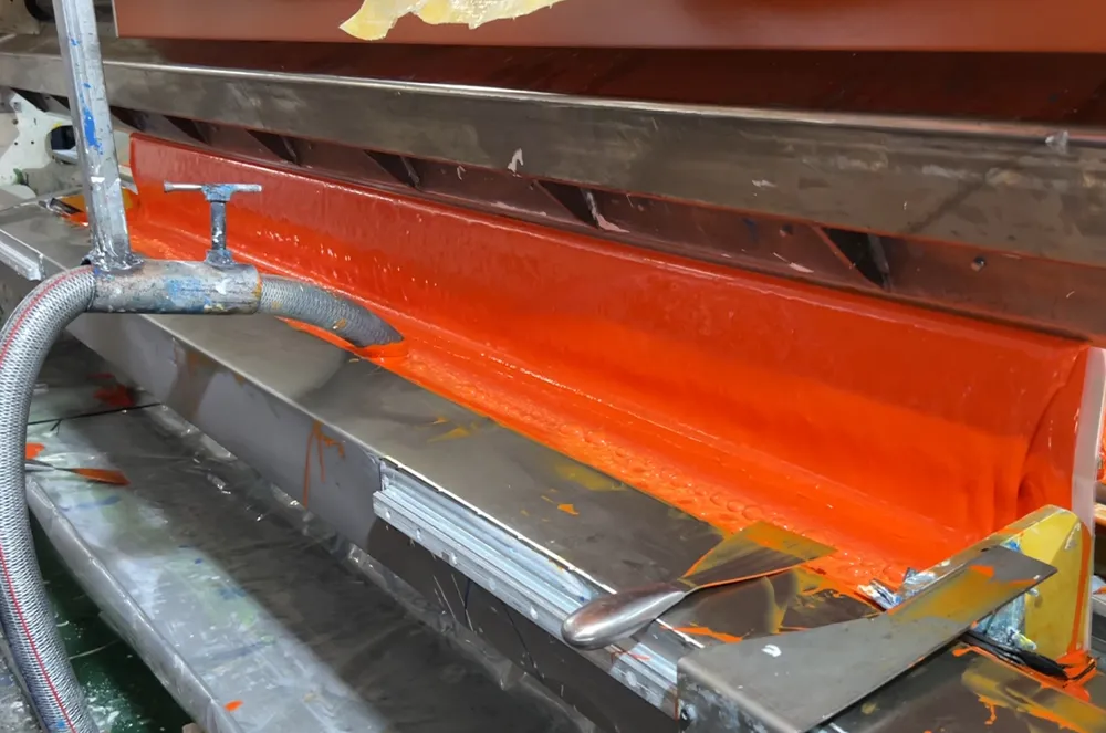 Knife-Coated vs Laminated PVC Tarpaulin