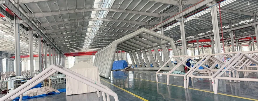 inflatable tarpaulin